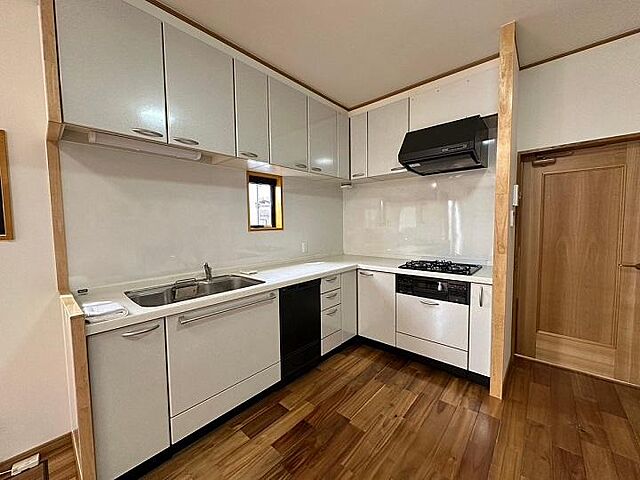 キッチン 岡山市南区福富西3丁目