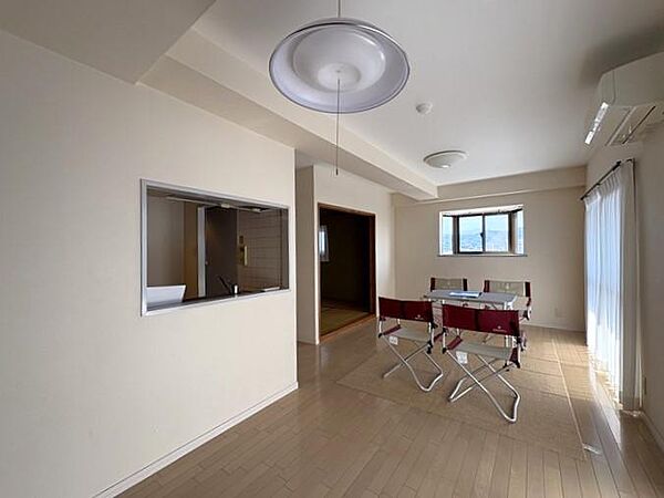 リビング/ダイニング