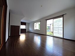 JR山陽本線 中庄駅 4.8km 5LDKのリビング/ダイニング