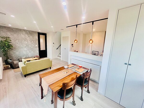 リビング/ダイニング