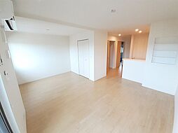 ルミエール　エヴァン 202 2階1LDKのリビング/ダイニング