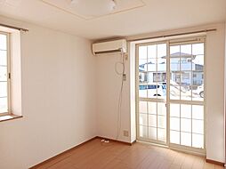 コスモエクセル 105 1階2DKのリビング/ダイニング