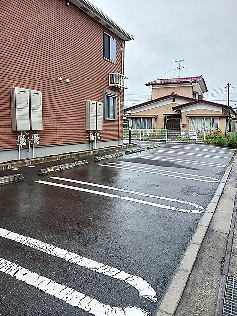 4 / 4