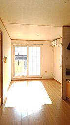 サニーハイツ 203 2階2LDKのリビング/ダイニング