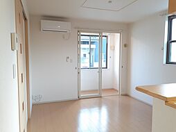 ユニゾン　カミューII 101 1階1LDKのリビング/ダイニング