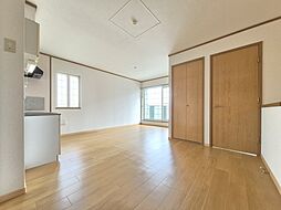 ヒルシュハウスＡ 204 2階2LDKのリビング/ダイニング