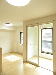 ムーン　ライト　II 102 1階1LDKのリビング/ダイニング