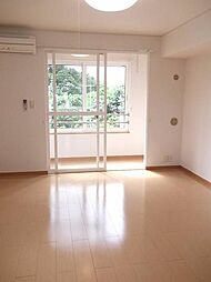 ラック　ヴィラII　Ｃ 101 1階ワンルームのリビング/ダイニング