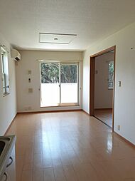 パール・ルースII 201 2階2LDKのリビング/ダイニング