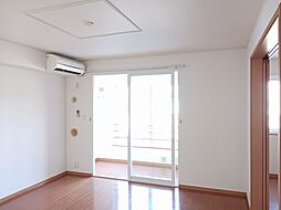 グレイナＥ 102 1階1LDKのリビング/ダイニング