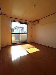 ラ・ポルト 201 2階1Kのリビング/ダイニング