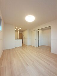 アルバーダ 201 2階1LDKのリビング/ダイニング