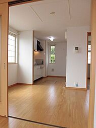 グランベル　Ａ 101 1階2DKのリビング/ダイニング