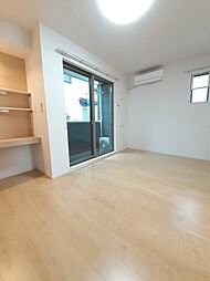 オリエンタル　レジデンス　I 104 1階1Kのリビング/ダイニング