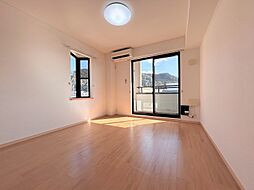 メビウス鏡II番館 201 2階ワンルームのリビング/ダイニング