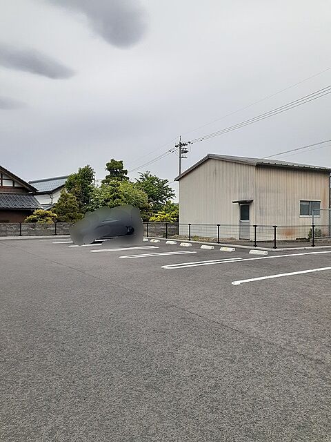 4 / 5