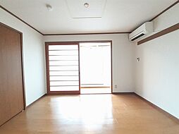 グランディールIV 201 2階3LDKのリビング/ダイニング