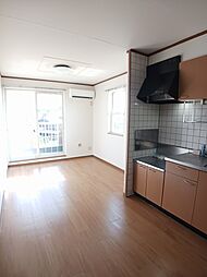 コモド・タウン・Ｍ−Ｂ 205 2階2LDKのリビング/ダイニング