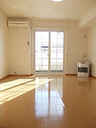 フェスターレ 102 1階ワンルームのリビング/ダイニング