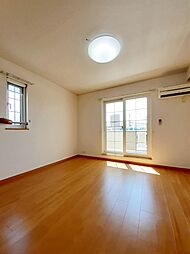 ハウス　クレメント　Ａ 201 2階1LDKのリビング/ダイニング