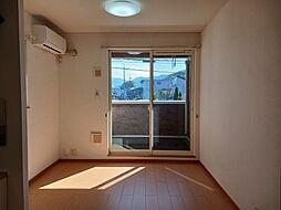 ココタイム　Ａ 201 2階2DKのリビング/ダイニング