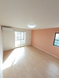 プリムラ 205 2階1LDKのリビング/ダイニング