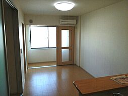 メゾンフレーズIII 102 1階1LDKのリビング/ダイニング