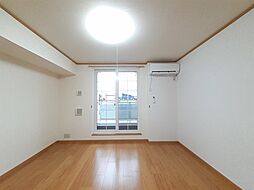 プロムナード 202 2階1LDKのリビング/ダイニング