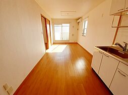 クローバー・コート 201 2階2LDKのリビング/ダイニング