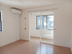 アクア 104 1階2LDKのリビング/ダイニング