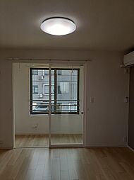 サニーヒルズIII 201 2階1LDKのリビング/ダイニング