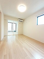 セイリング　II 105 1階1LDKのリビング/ダイニング