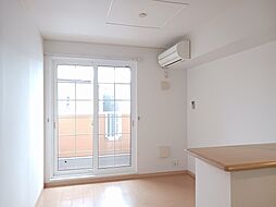 カトルセゾンＣ 203 2階2LDKのリビング/ダイニング