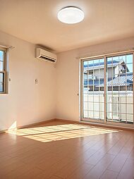 カーサプラシード 101 1階ワンルームのリビング/ダイニング