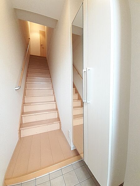 クラインフーフォッジ 2階 | 神奈川県藤沢市弥勒寺 賃貸マンション 外観