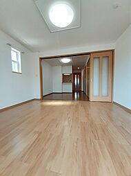 プラタ　エムI 1階1DKのリビング/ダイニング