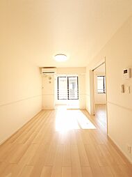 サニー 203 2階2LDKのリビング/ダイニング