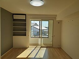 ボナール　ドエル　東森田 204 2階ワンルームのリビング/ダイニング