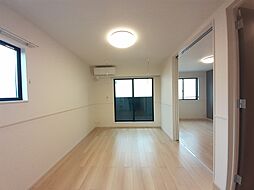 ヴィラ・デュ・ボヌール 201 2階2LDKのリビング/ダイニング