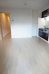 メゾン川勝III 105 1階1LDKのリビング/ダイニング