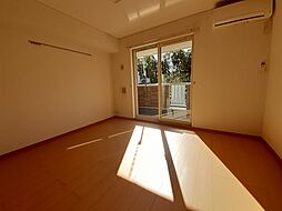 フレ　ドゥ　バンブ 102 1階2LDKのリビング/ダイニング