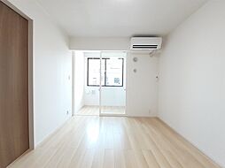 サニー・セーラ 102 1階1Kのリビング/ダイニング