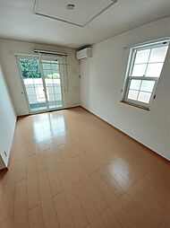 ソレアードIII　I 101 1階1LDKのリビング/ダイニング