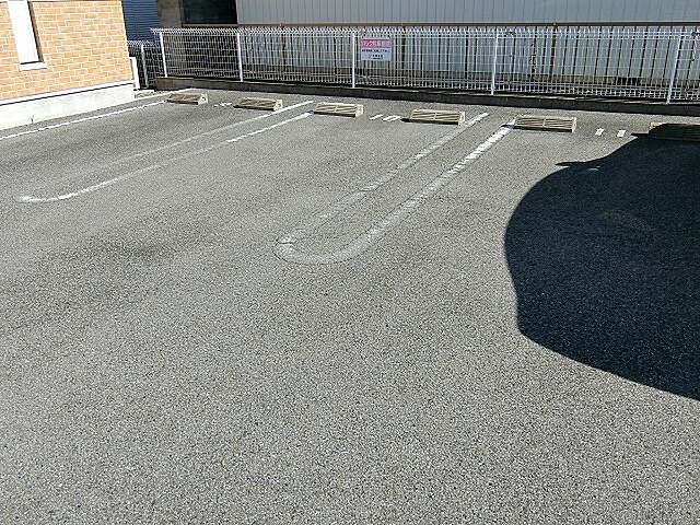 5 / 11