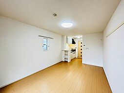 シャンティ波多江 203 2階ワンルームのリビング/ダイニング