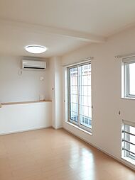 グローヴ・III 203 2階1LDKのリビング/ダイニング