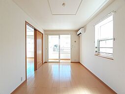 インフィニティーＢ 201 2階2LDKのリビング/ダイニング