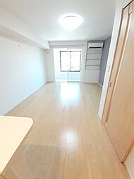 カーサ・ソレイユ 203 2階ワンルームのリビング/ダイニング