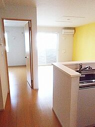 ラルーチェＳ　II 103 1階1LDKのリビング/ダイニング