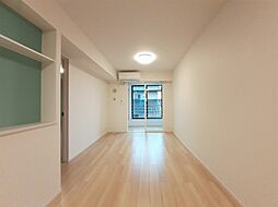 ドゥ・スペーシア 203 2階2LDKのリビング/ダイニング